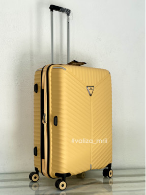 Чемодан Snowball 05103 - средний размер - желтый