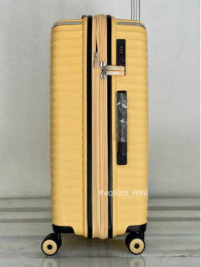 Чемодан Snowball 05103 - средний размер - желтый