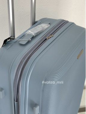 Валіза з поліпропілену - середній розмір - 081 - блакитний