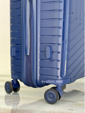 Чемодан 20103 Snowball - средний размер - темно-синий