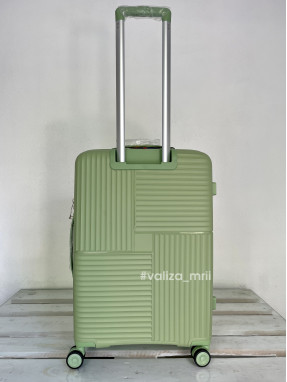 Чемодан Snowball 20403 - средний размер - фисташка