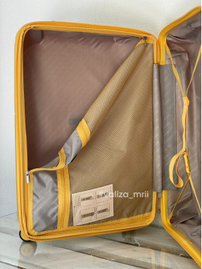 Валіза Snowball 20403 - середній розмір - жовтий