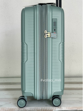 Чемодан 251 Airtex Paris - ручная кладь - зеленый