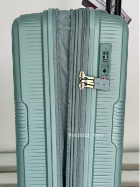 Чемодан 251 Airtex Paris - ручная кладь - зеленый