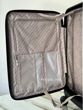 Валіза Airtex Paris 647 - середній розмір - чорний