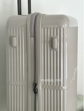 Чемодан Airtex Paris 747 - средний размер - бежевый