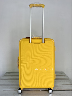 Валіза American Tourister 7675 - середній розмір - жовтий