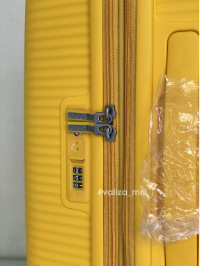 Валіза American Tourister 7675 - середній розмір - жовтий
