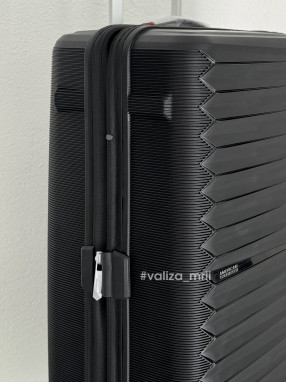 Валіза American Tourister FastForward - середній розмір - чорний