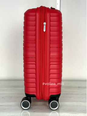 Валіза American Tourister Flytwist - ручна поклажа - червоний