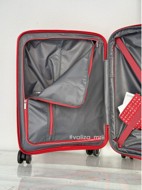Валіза American Tourister Flytwist - ручна поклажа - червоний