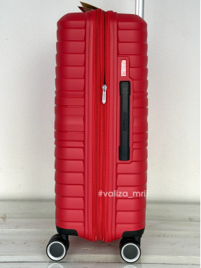 Валіза American Tourister Flytwist - середній розмір - червоний