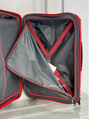 Валіза American Tourister Flytwist - середній розмір - червоний