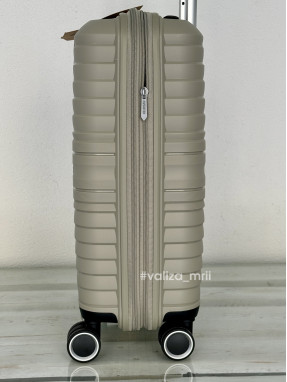 Чемодан American Tourister Flytwist - ручная кладь - бежевый