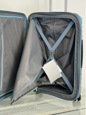 Чемодан American Tourister Flytwist - средний размер - голубой