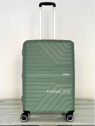 Валіза American Tourister Flytwist - середній розмір - зелений