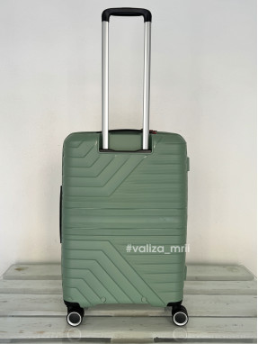 Валіза American Tourister Flytwist - середній розмір - зелений