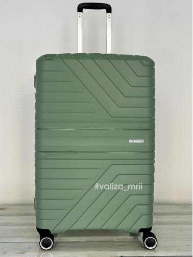 Чемодан American Tourister Flytwist - большой размер - зеленый