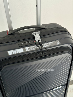 Чемодан American Tourister Airconic BLACK