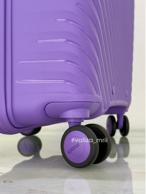 Чемодан American Tourister Diablast - средний размер - лиловый