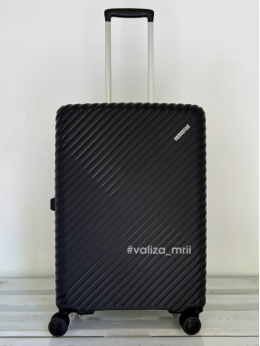Валіза American Tourister Diablast - середній розмір - чорний