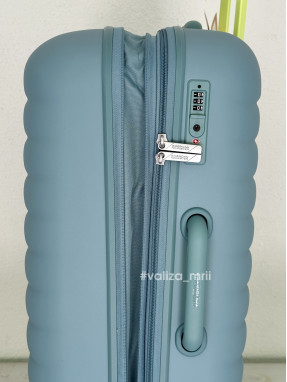 Чемодан American Tourister Neovibe - средний размер - мятный