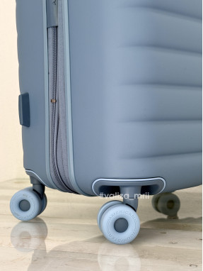 Валіза American Tourister Neovibe - великий розмір - синій