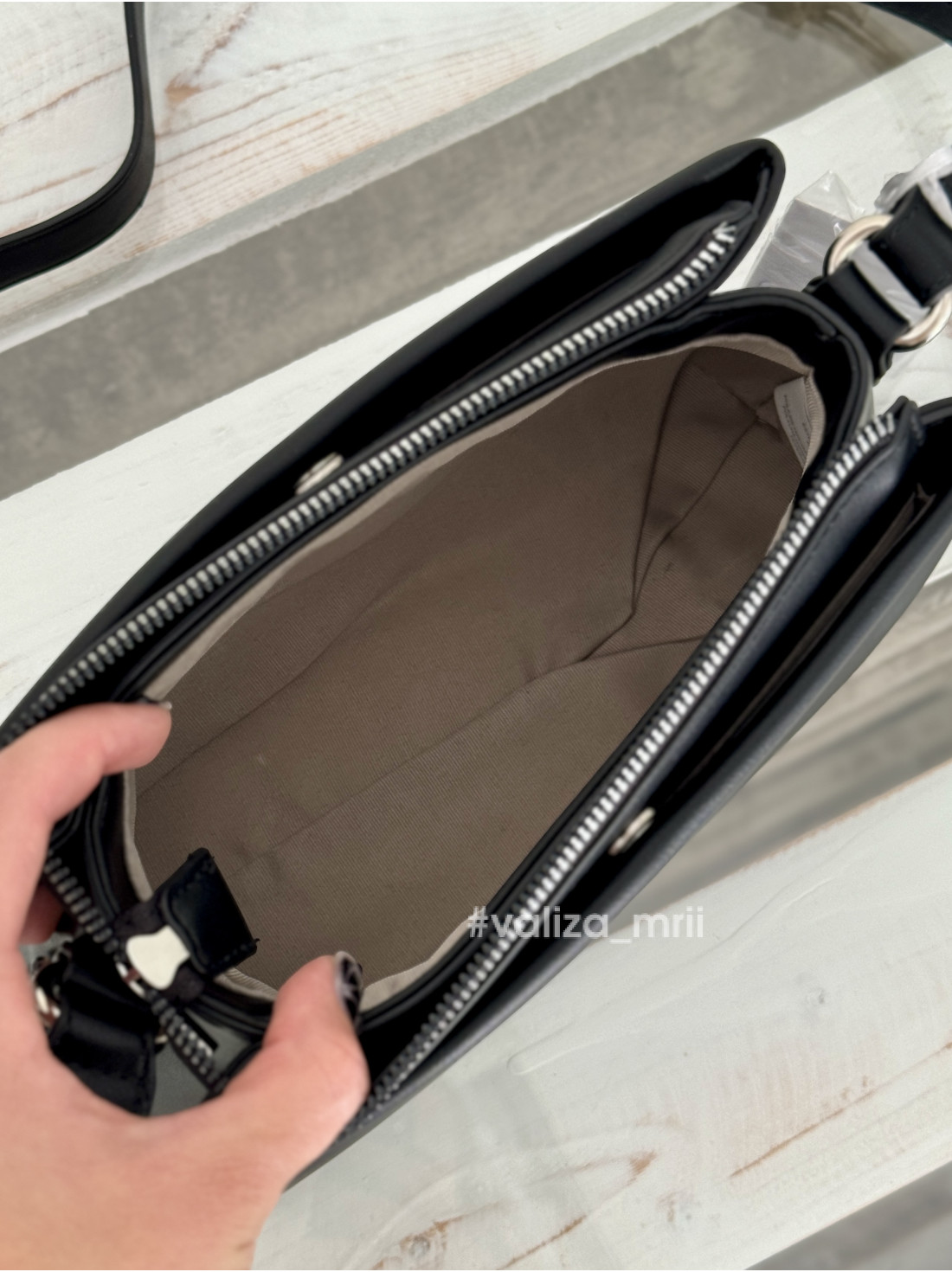 Жіноча сумка з екошкіри David Jones CM7815 - чорний — купити у