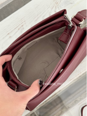 Женская сумка их экокожи David Jones CM7815 - бордо