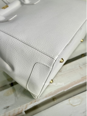 Вместительная сумка из натуральной кожи 03201 - белый