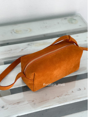 Сумка-багет из натуральной замши Италия 04198 - оранжевый