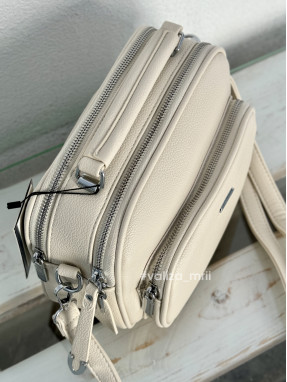 Крос-боді з якісної екошкіри Alex Mia 8397 - молочний