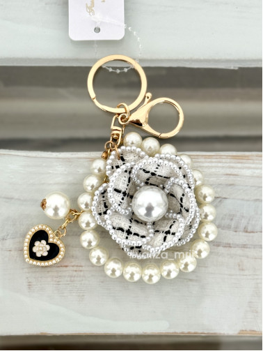 Брелок прикраса на сумку або рюкзак - BRflower - Білий