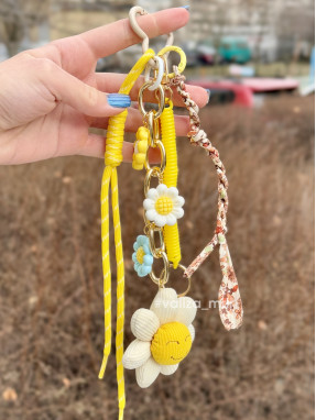 Брелок прикраса на сумку або рюкзак - BRcamomile - Жовтий