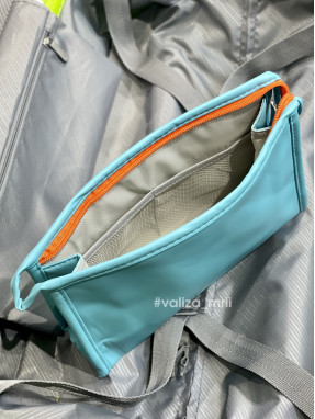 Яркая косметичка - голубой