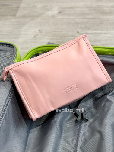 Яркая косметичка - розовый