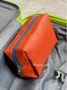 Набор из 3-х ярких косметичек - красный