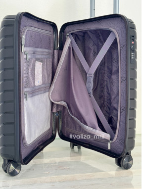 Валіза з поліпропілену - ручна поклажа - V&V Travel 8025 - чорний