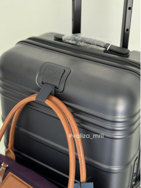 Валіза з полікарбонату - ручна поклажа - V&V Travel 8030 - чорний