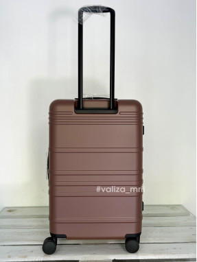 Валіза з полікарбонату - середній розмір - V&V Travel 8030 - коричневий