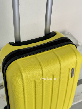 Валіза для WizzAir - ручна поклажа - 40*30*20 - жовтий