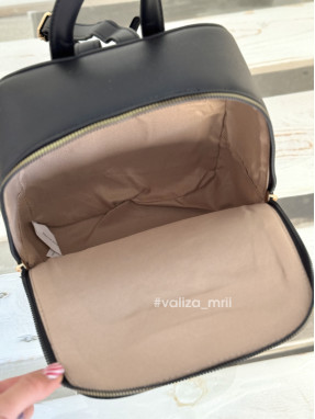 Стильний повсякденний рюкзак David Jones 24106 - чорний