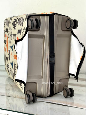 Плотный чехол на чемодан - средний размер - "Города-бежевые"
