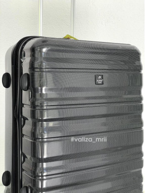 Чемодан 7223 Airtex Paris - средний размер - черный