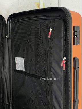 Валіза 241 Airtex Paris - середній розмір - помаранчевий